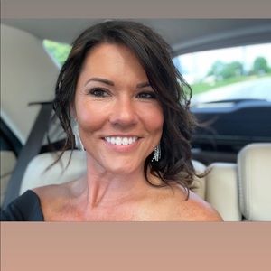 Meet your Posher, Candace